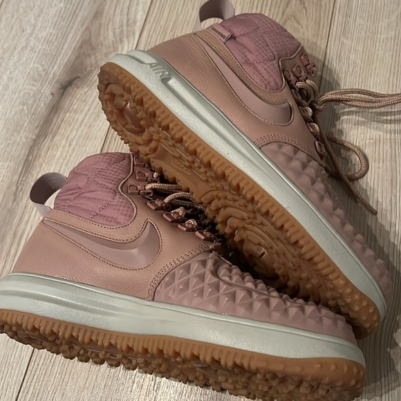 Nike AF1 - Picture 3 of 3